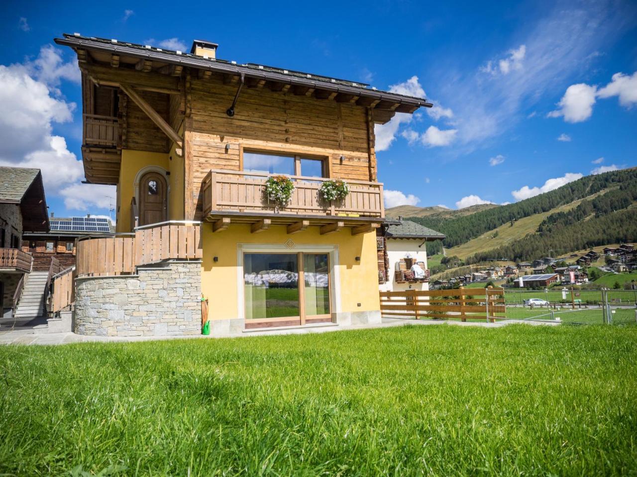 Chalet 4 Stagioni Villa Livigno Exteriör bild